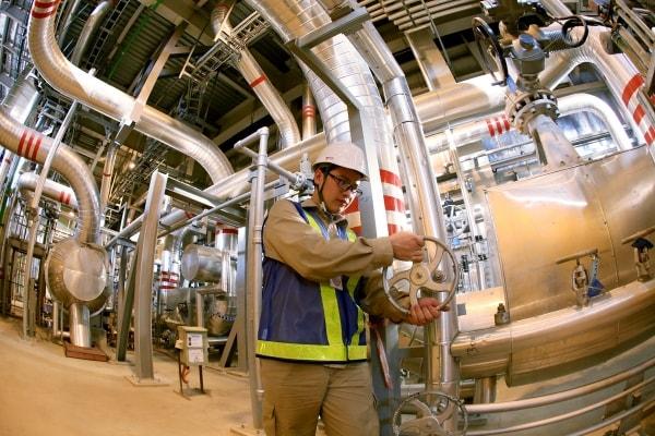 Chế tạo máy công nghiệp đóng vai trò quan trọng trong sản xuất hiện đại